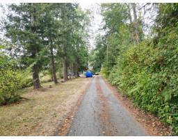 17690 12 Avenue, Surrey, BC V3Z9R9 Photo 8