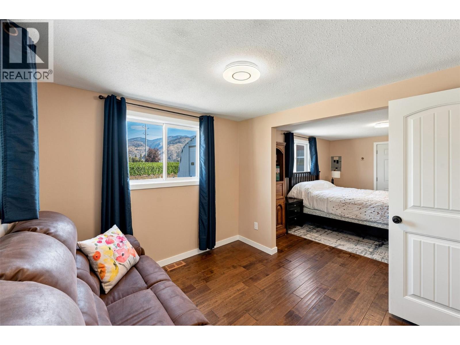 4129 McLean Creek Road, Okanagan Falls