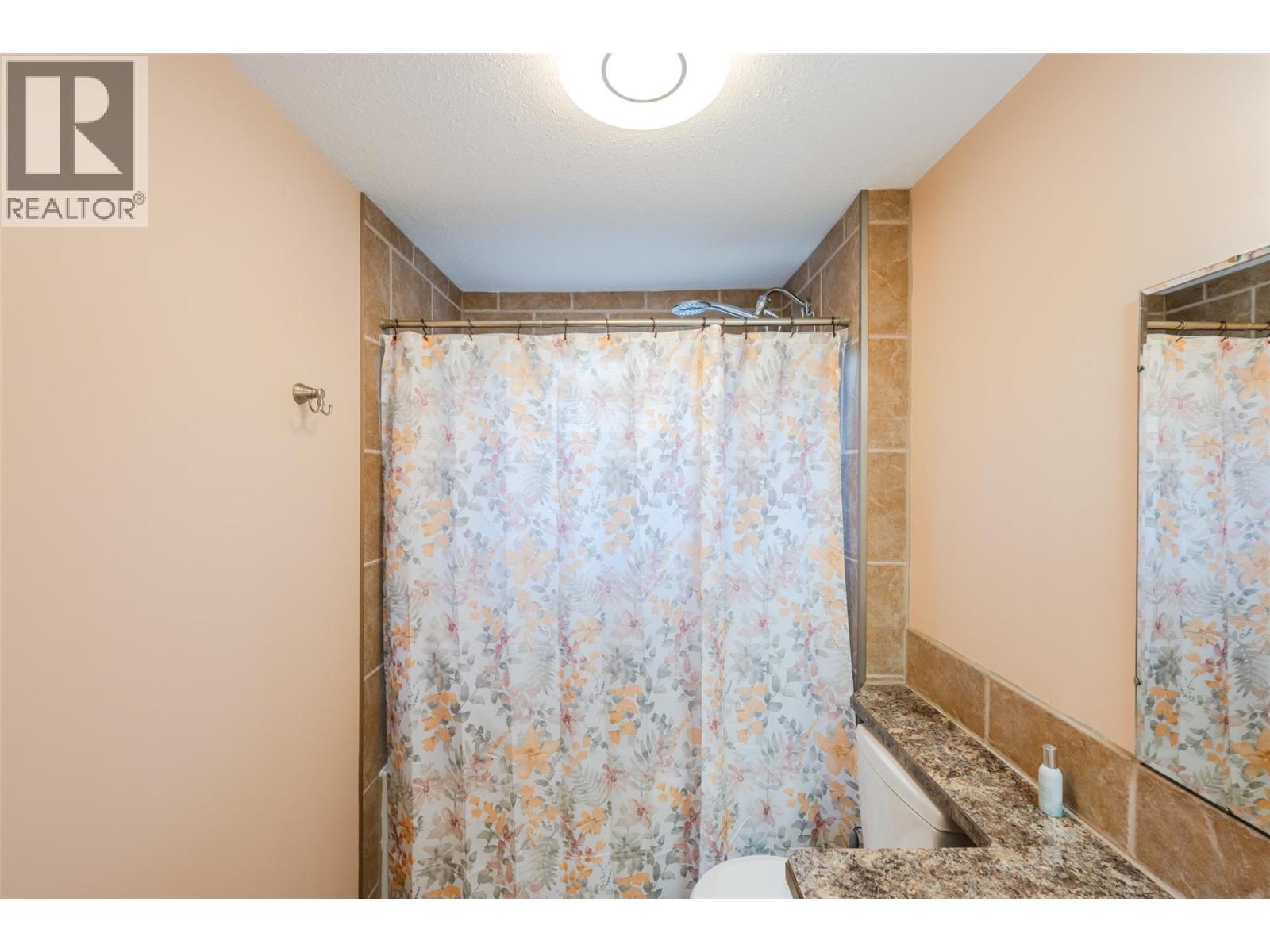 4129 McLean Creek Road, Okanagan Falls