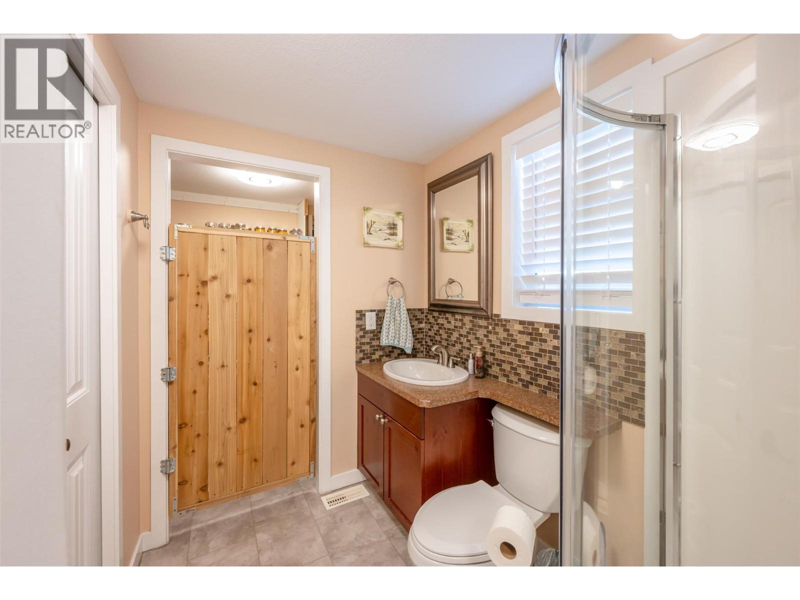 4129 McLean Creek Road, Okanagan Falls