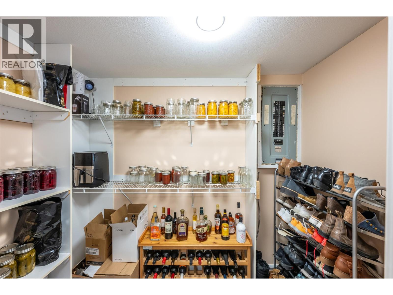 4129 McLean Creek Road, Okanagan Falls