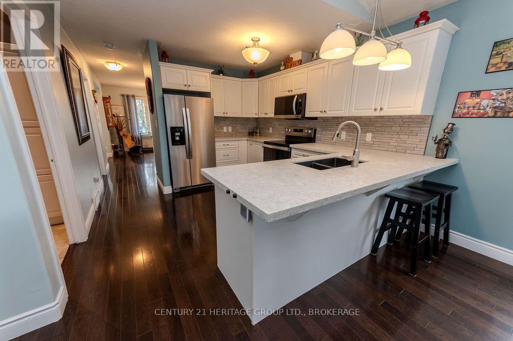 1103 CROSSFIELD AVENUE - Image 13