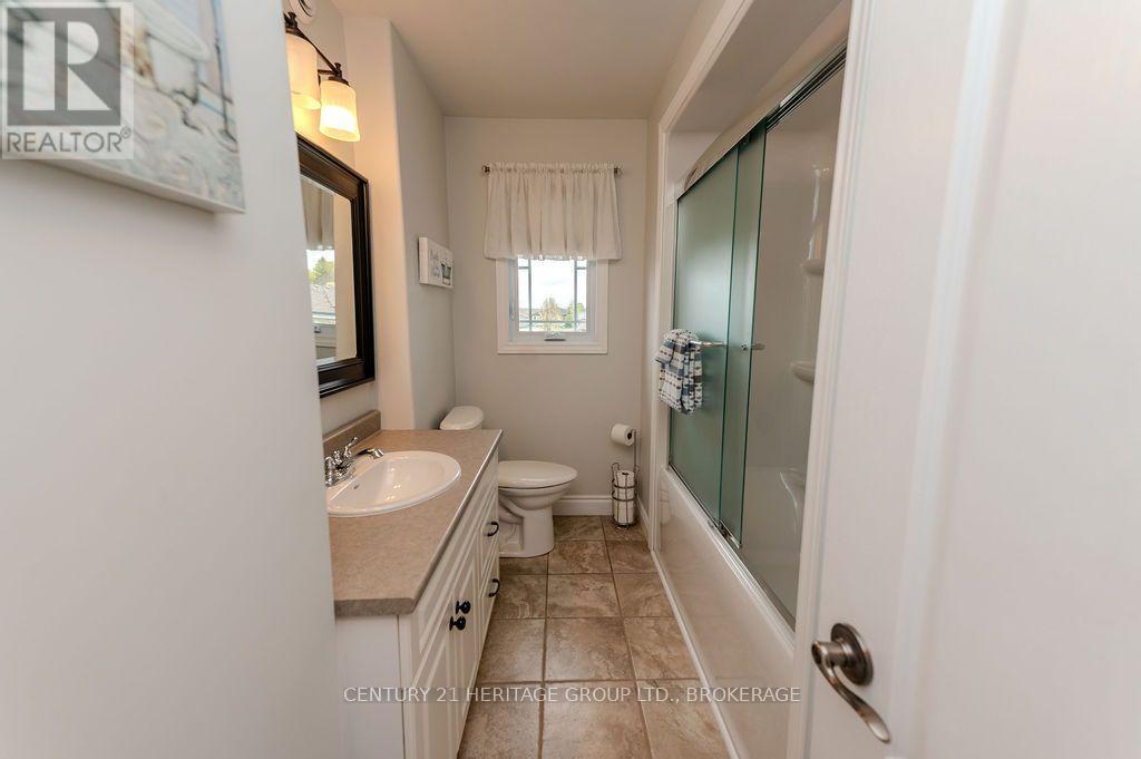 1103 CROSSFIELD AVENUE - Image 16