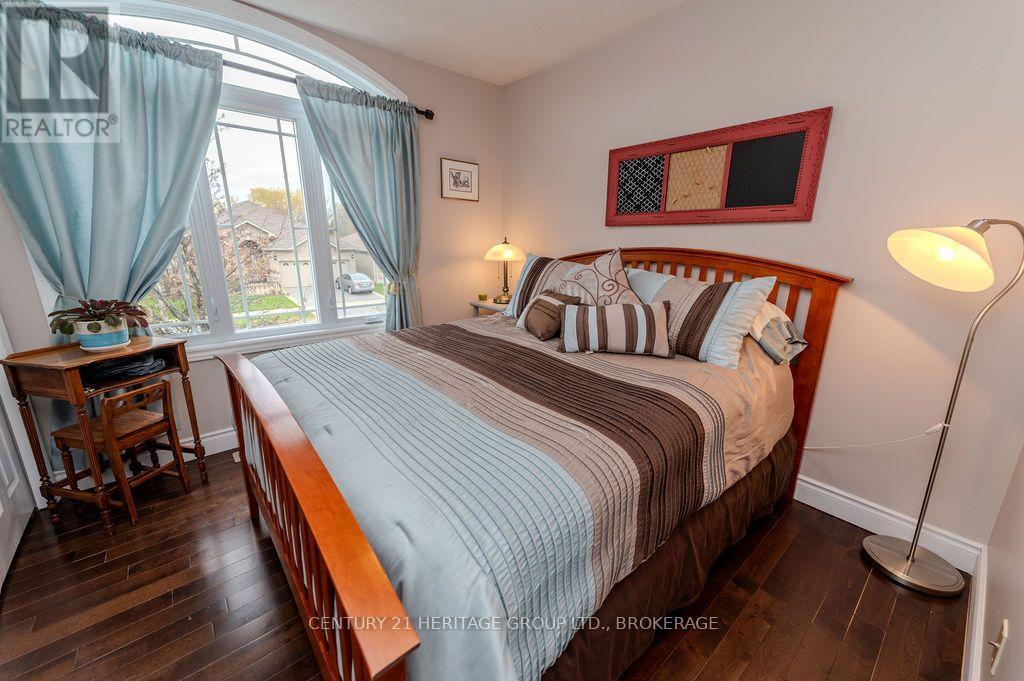 1103 CROSSFIELD AVENUE - 21