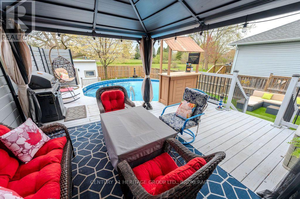 1103 CROSSFIELD AVENUE - 34