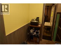 111 Railway Avenue N, Middle Lake, SK S0K2X0 Photo 15