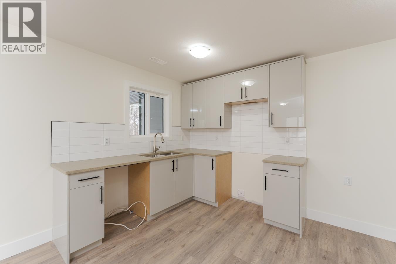 Photo 31 of 41 — 3936 ESTABROOK COURT · Prince George, BC