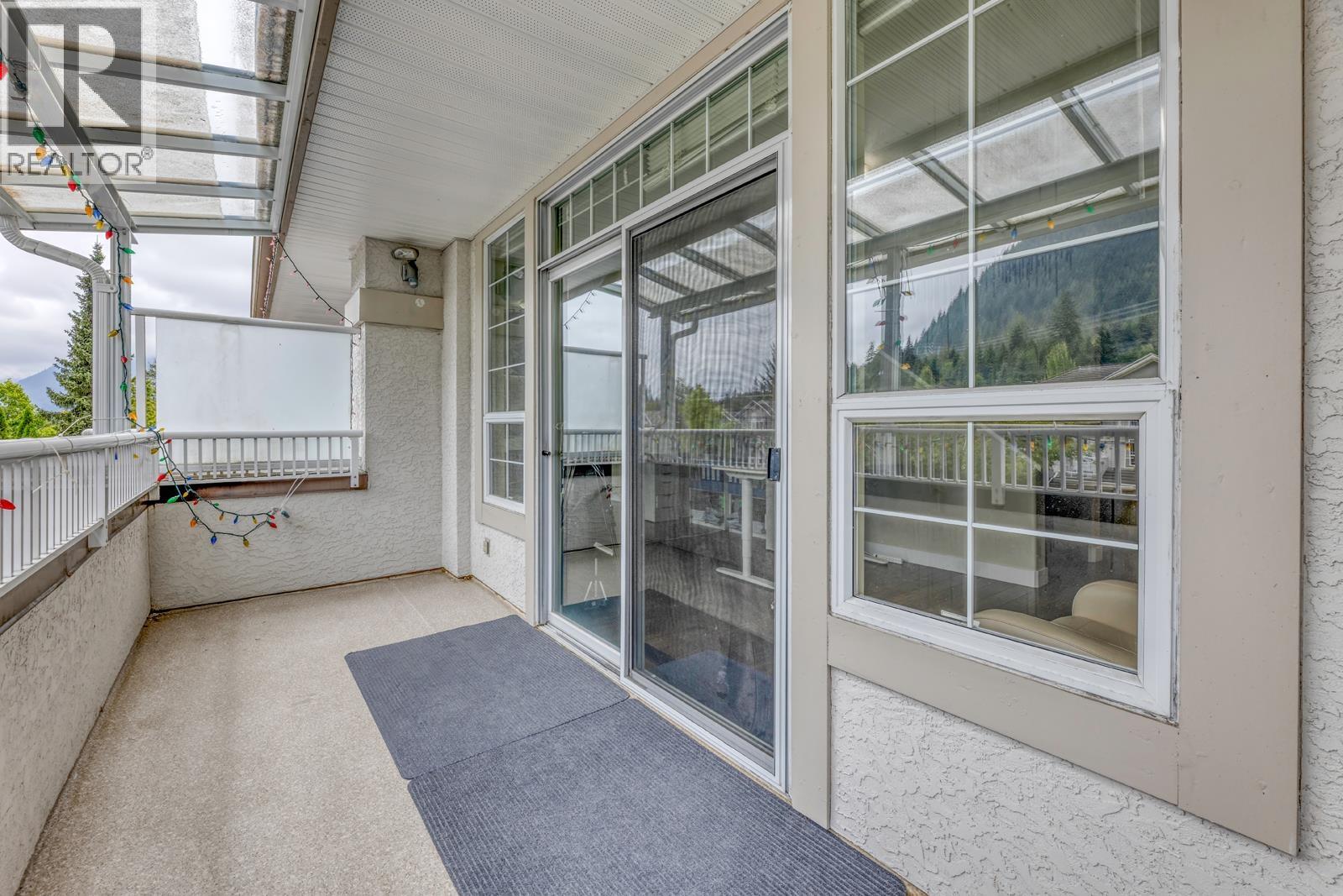 2015 PARKWAY BOULEVARD, Coquitlam
