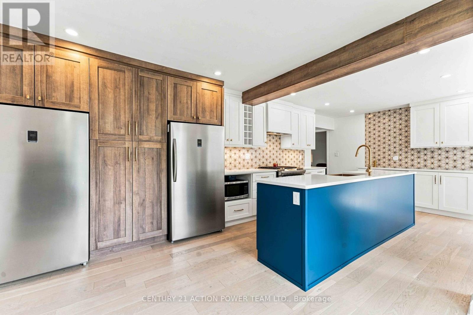 6179 VOYAGEUR DRIVE - Image 13