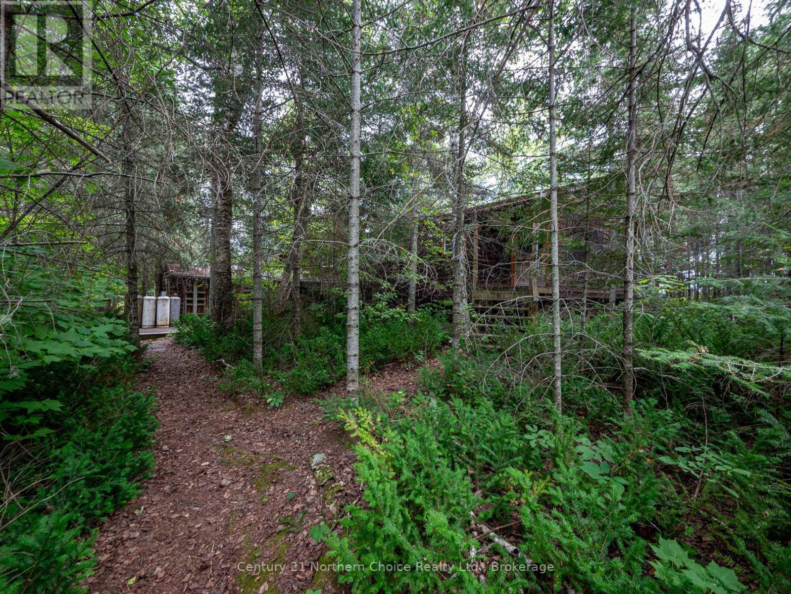 JO153 SHOAL LAKE ISLAND - 11