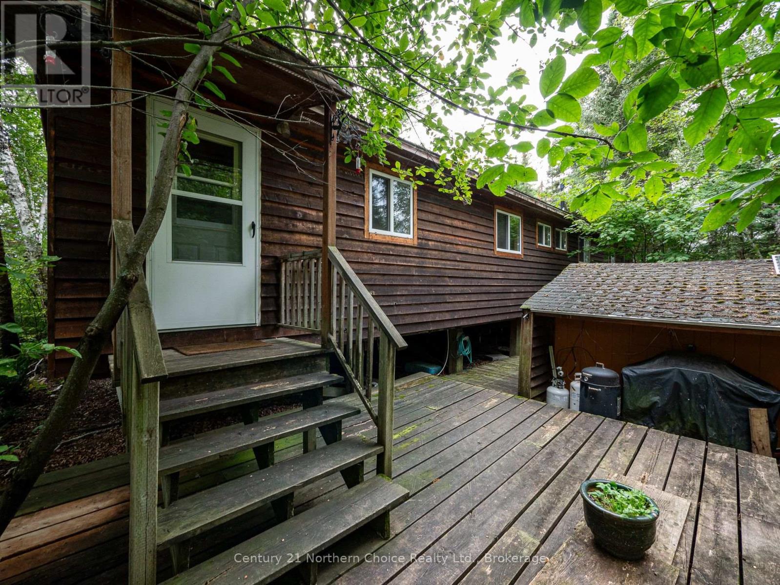 JO153 SHOAL LAKE ISLAND - Image 8