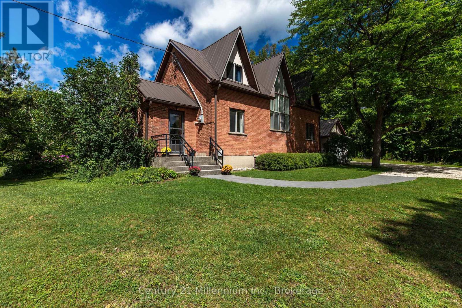 425005 IRISH LAKE ROAD - 3