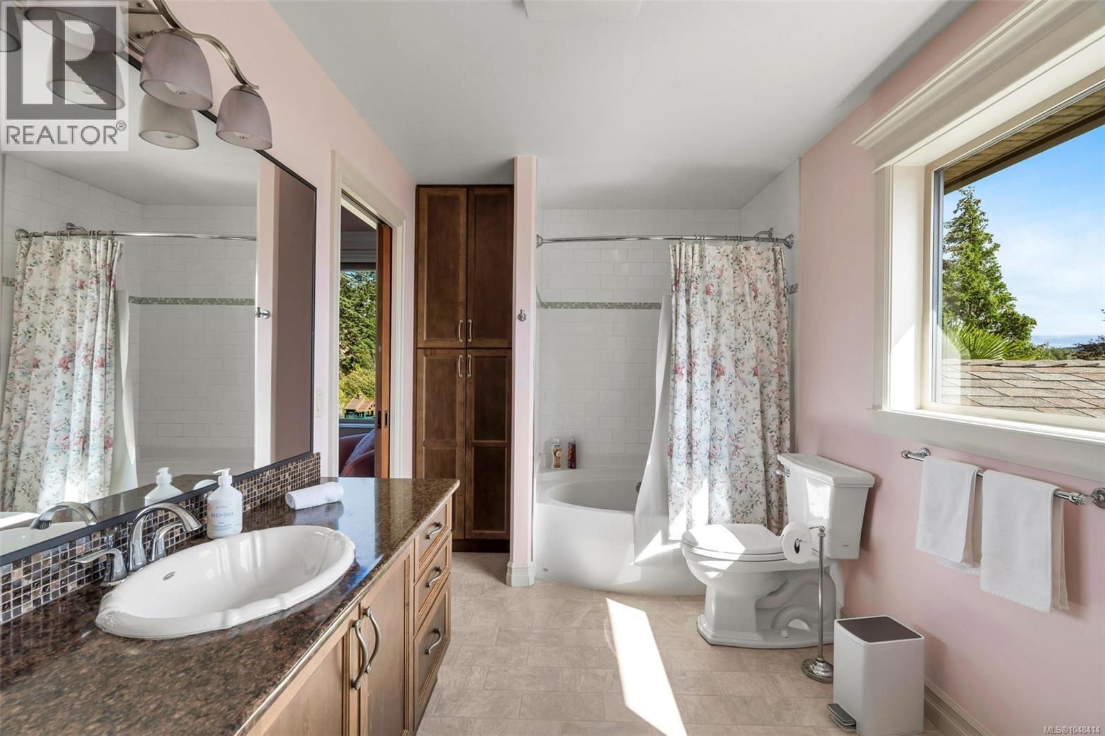  5365 Basinview Heights, Sooke
