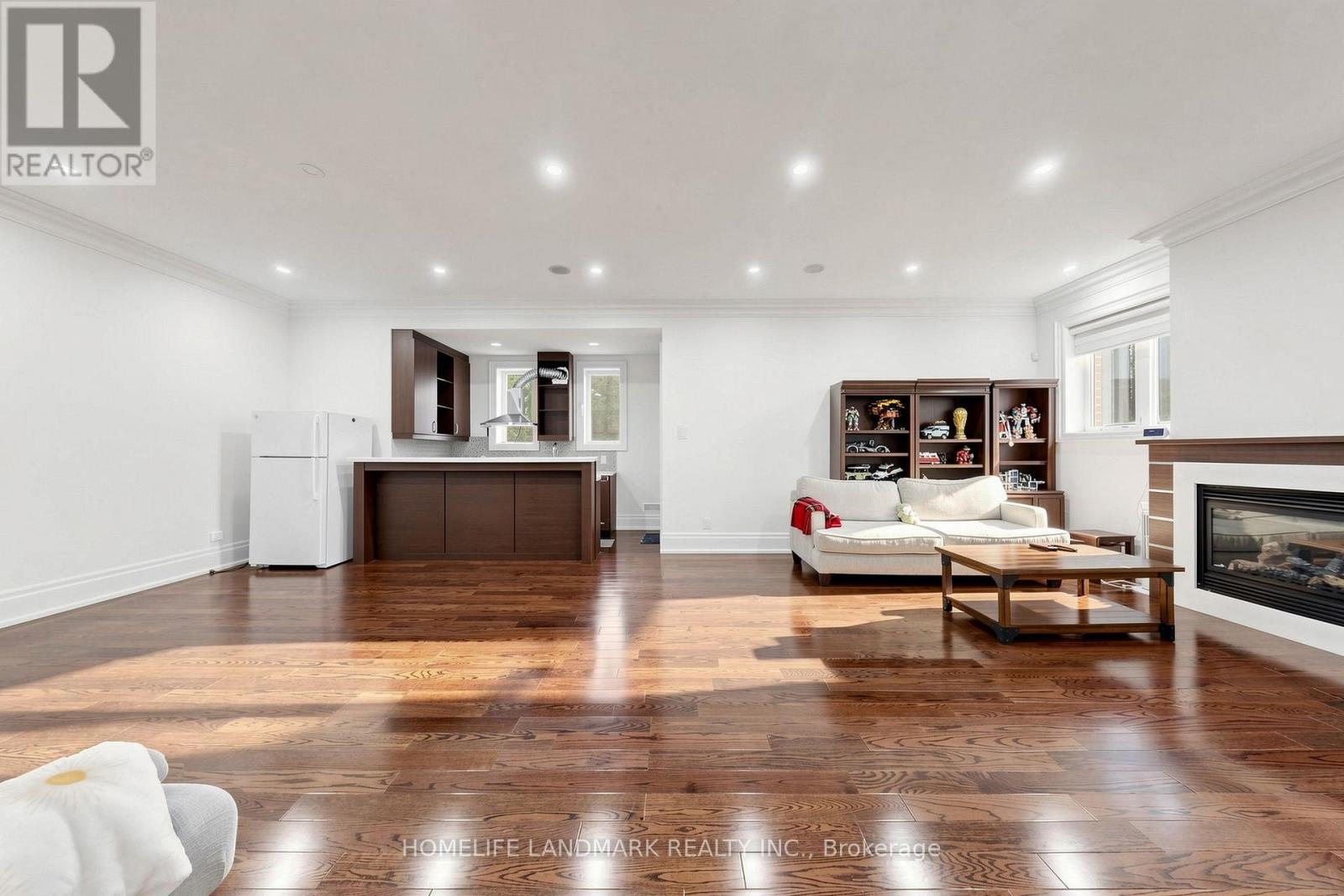 120 ESTELLE AVENUE - 41
