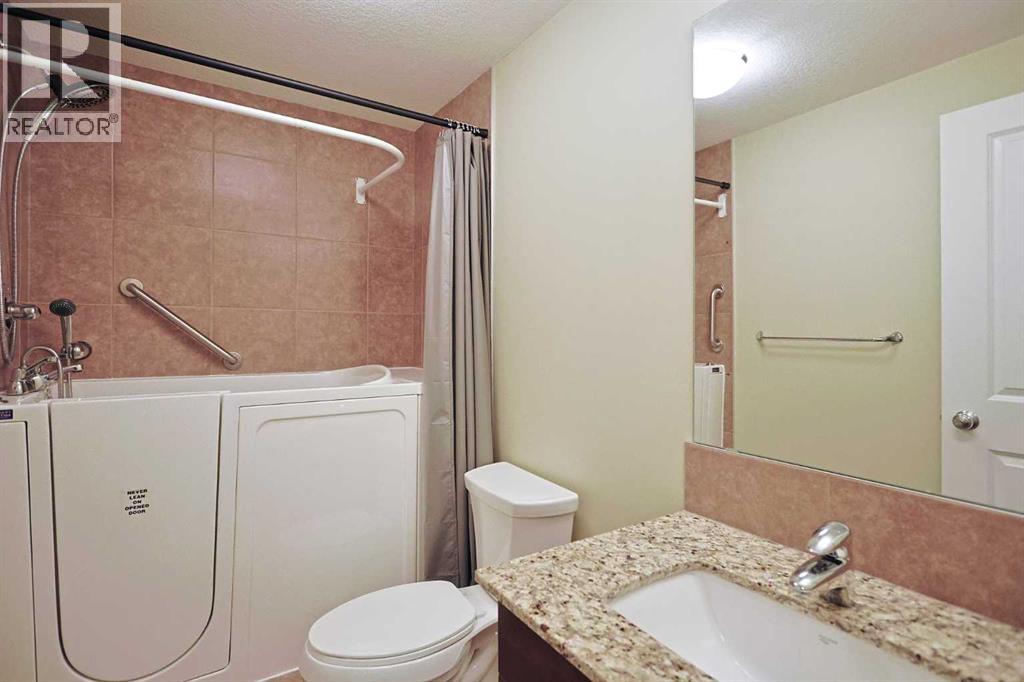 #609 16 Varsity Estates Circle NW - 17