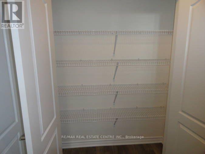 1084 SILK STREET - 17