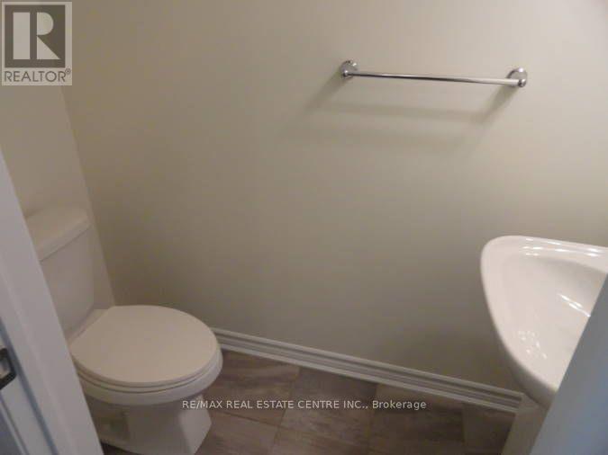 1084 SILK STREET - 20
