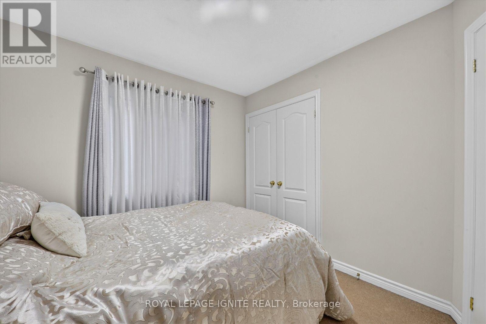 1857 FOSTERBROOK STREET - 32