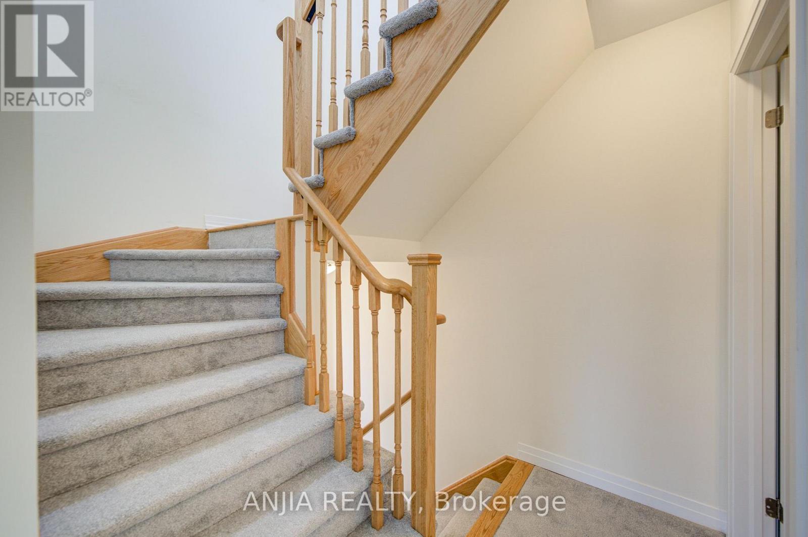 #21 235 MCLEVIN AVENUE - 14
