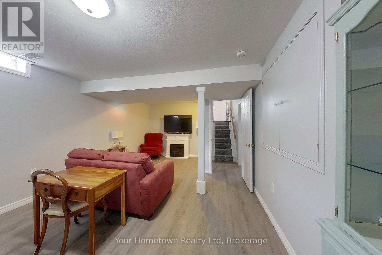 428 FLANNERY DRIVE - 36