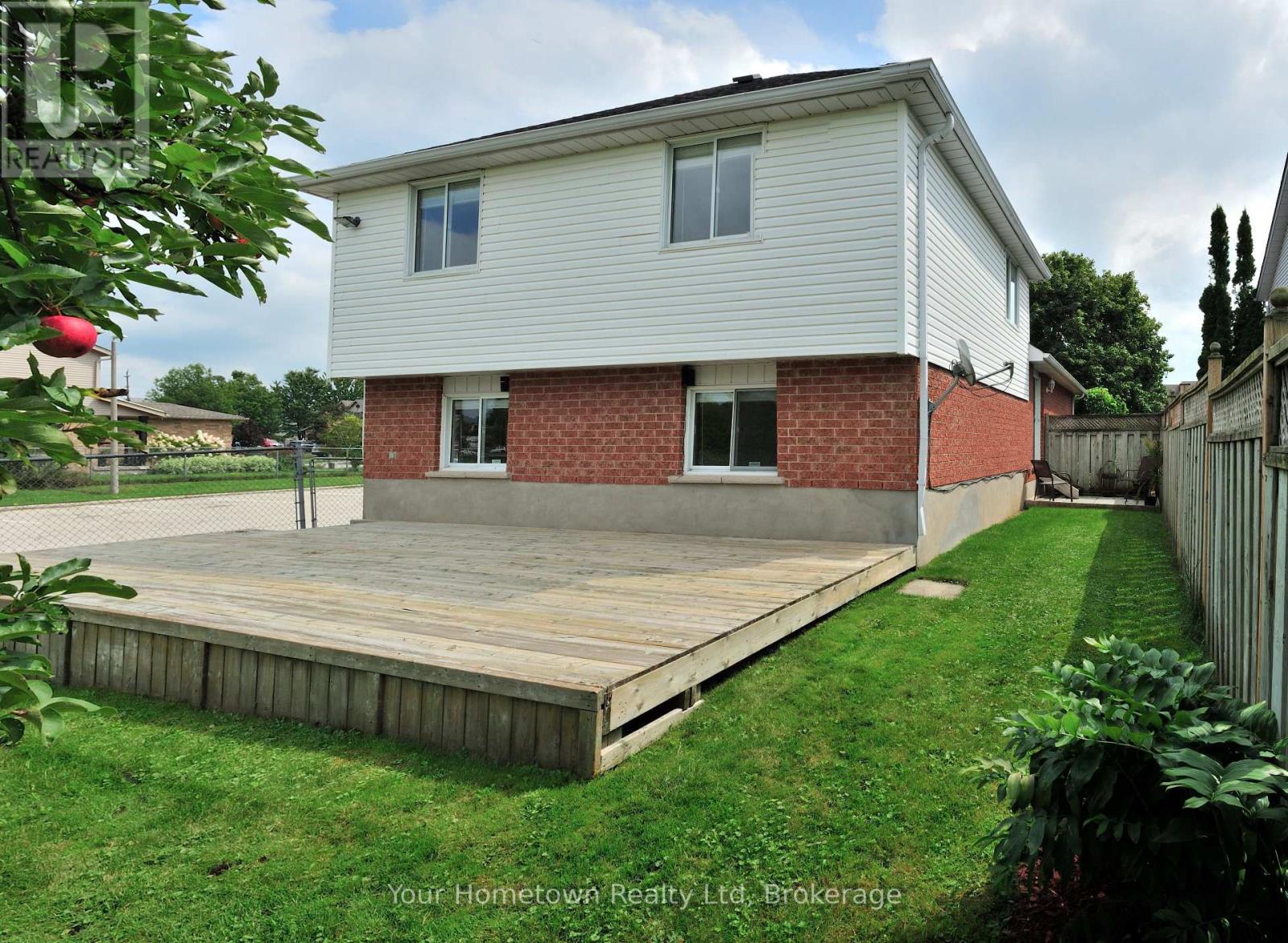 428 FLANNERY DRIVE - 41