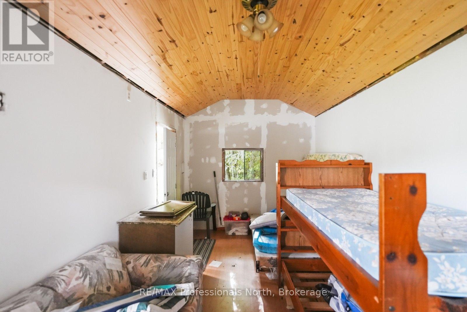 1009 SPENCERS TRAIL - Image 29