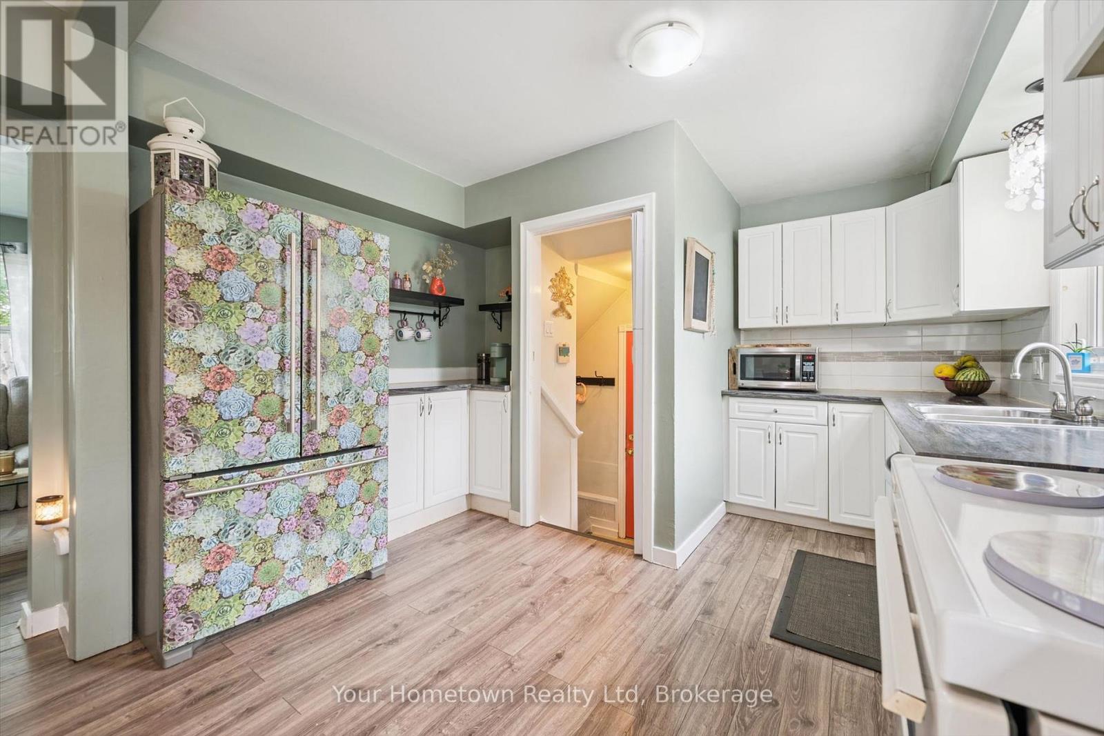 497 ST PATRICK STREET E - 11