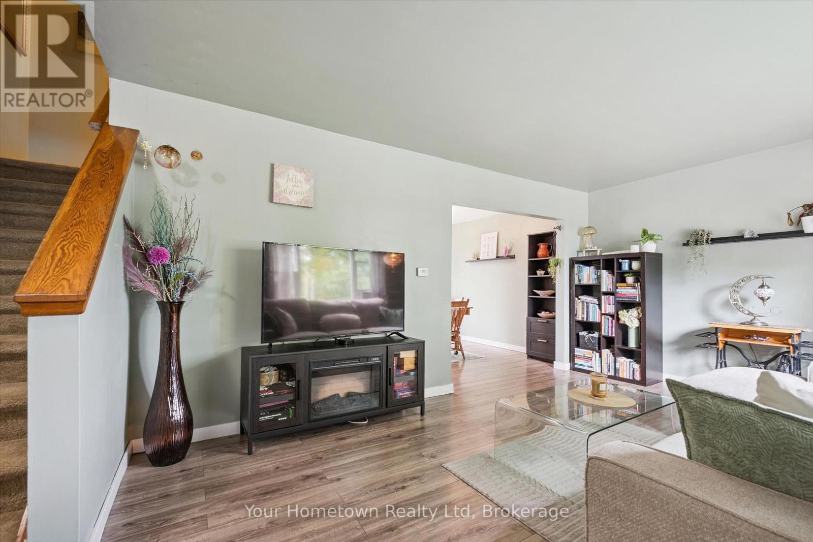 497 ST PATRICK STREET E - 5