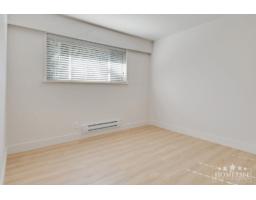 House 12687 23 Avenue, White Rock, BC V4A2C6 Photo 10