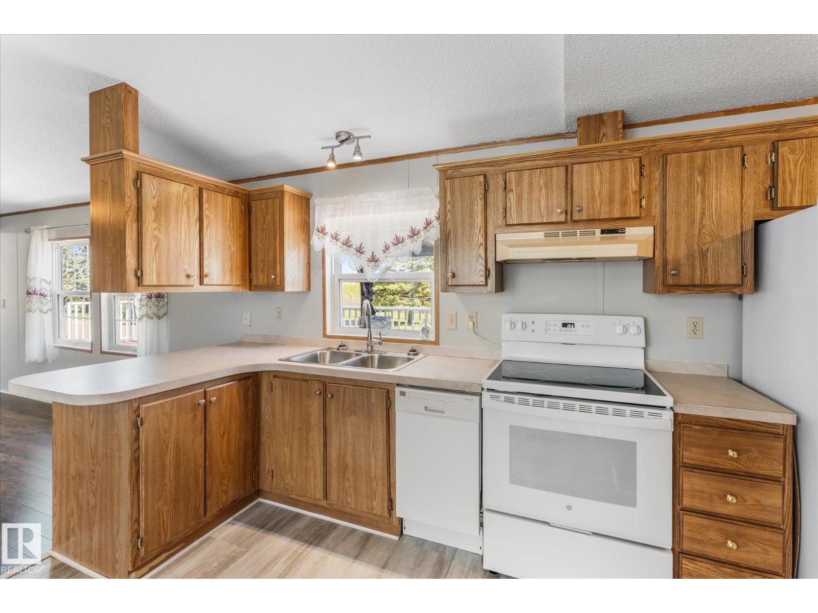 9 3400 48 ST - 22
