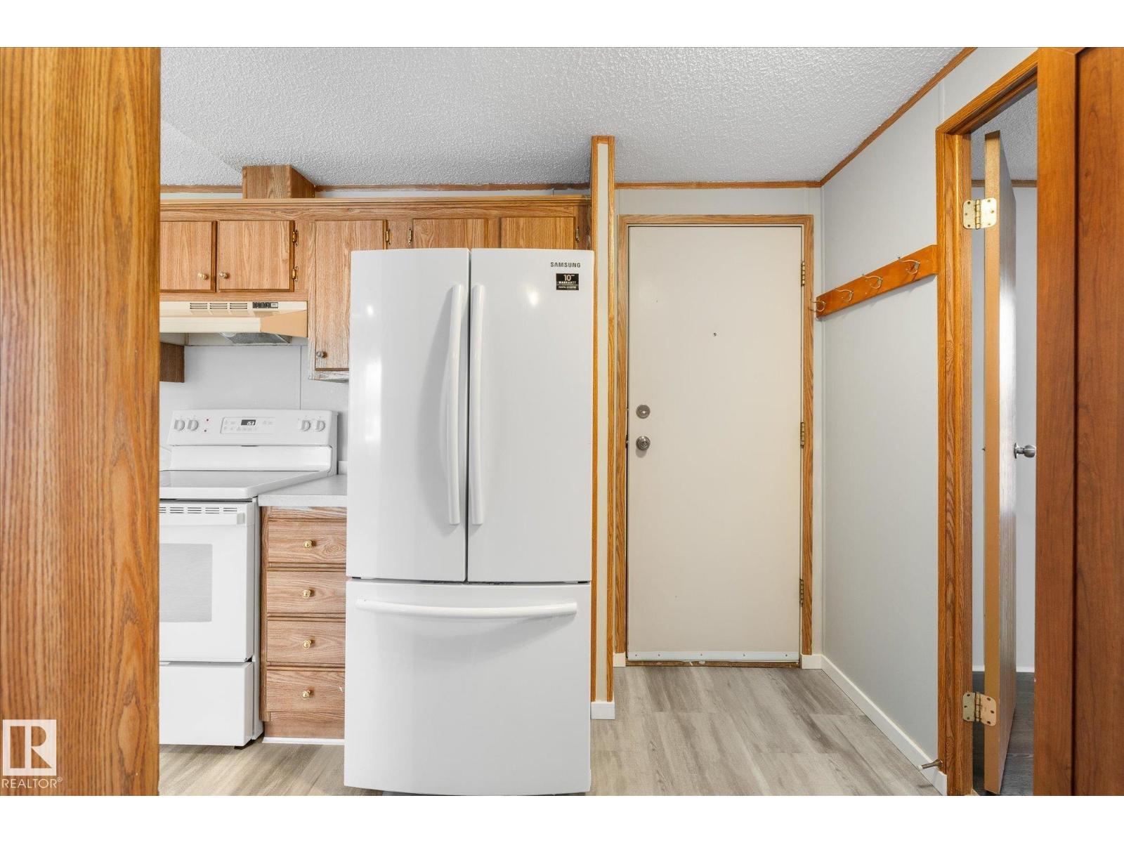 9 3400 48 ST - 24
