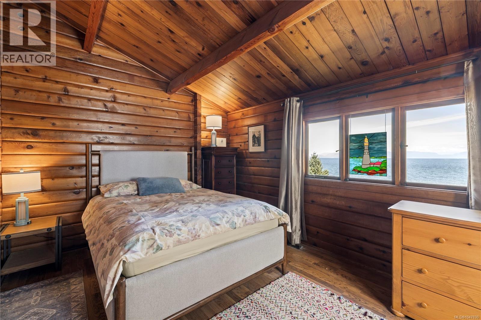 2310 Seabank Rd - Image 25