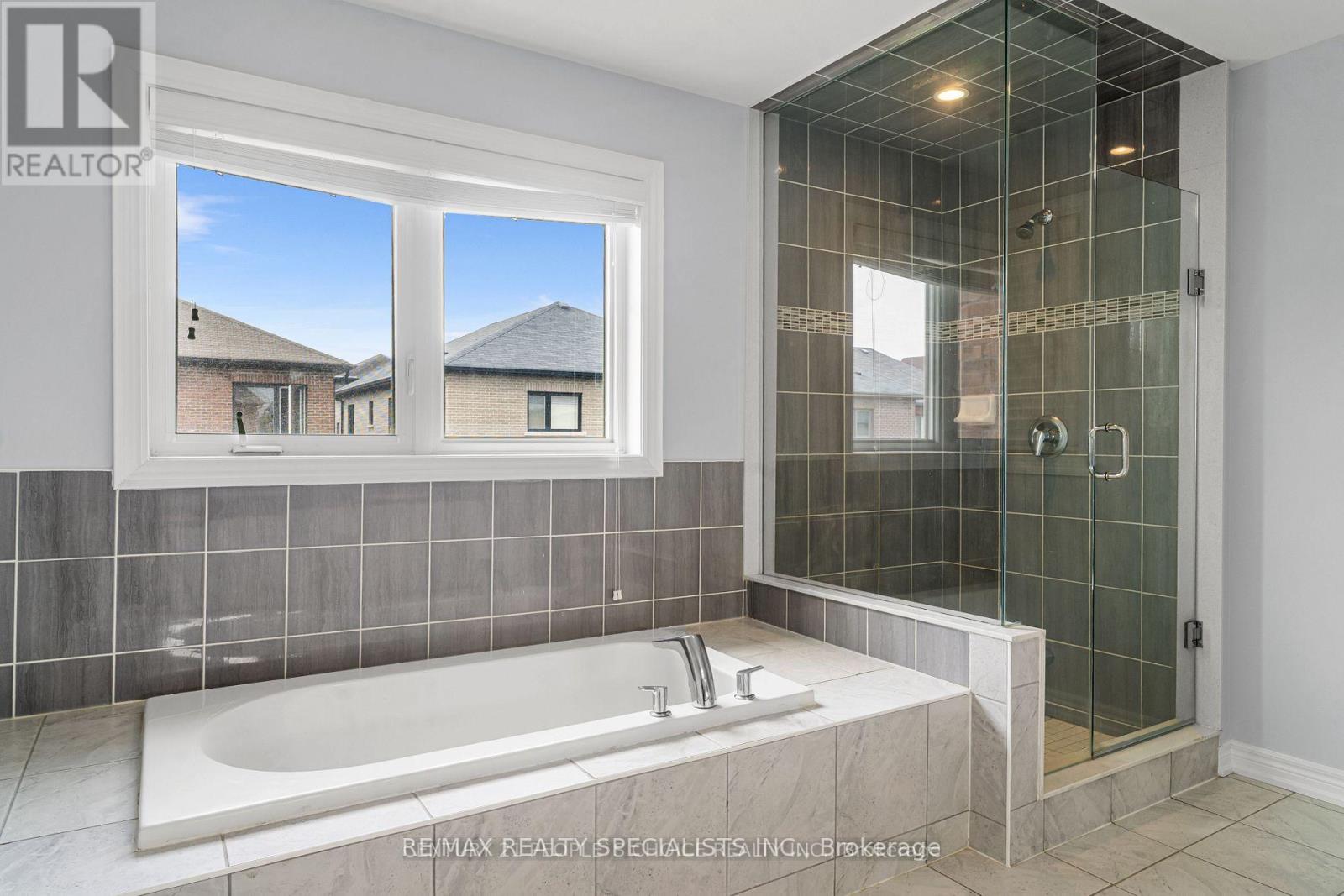 22 GAINSFORD ROAD - 15