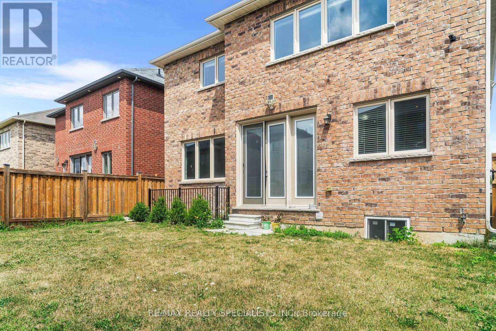 22 GAINSFORD ROAD - 28