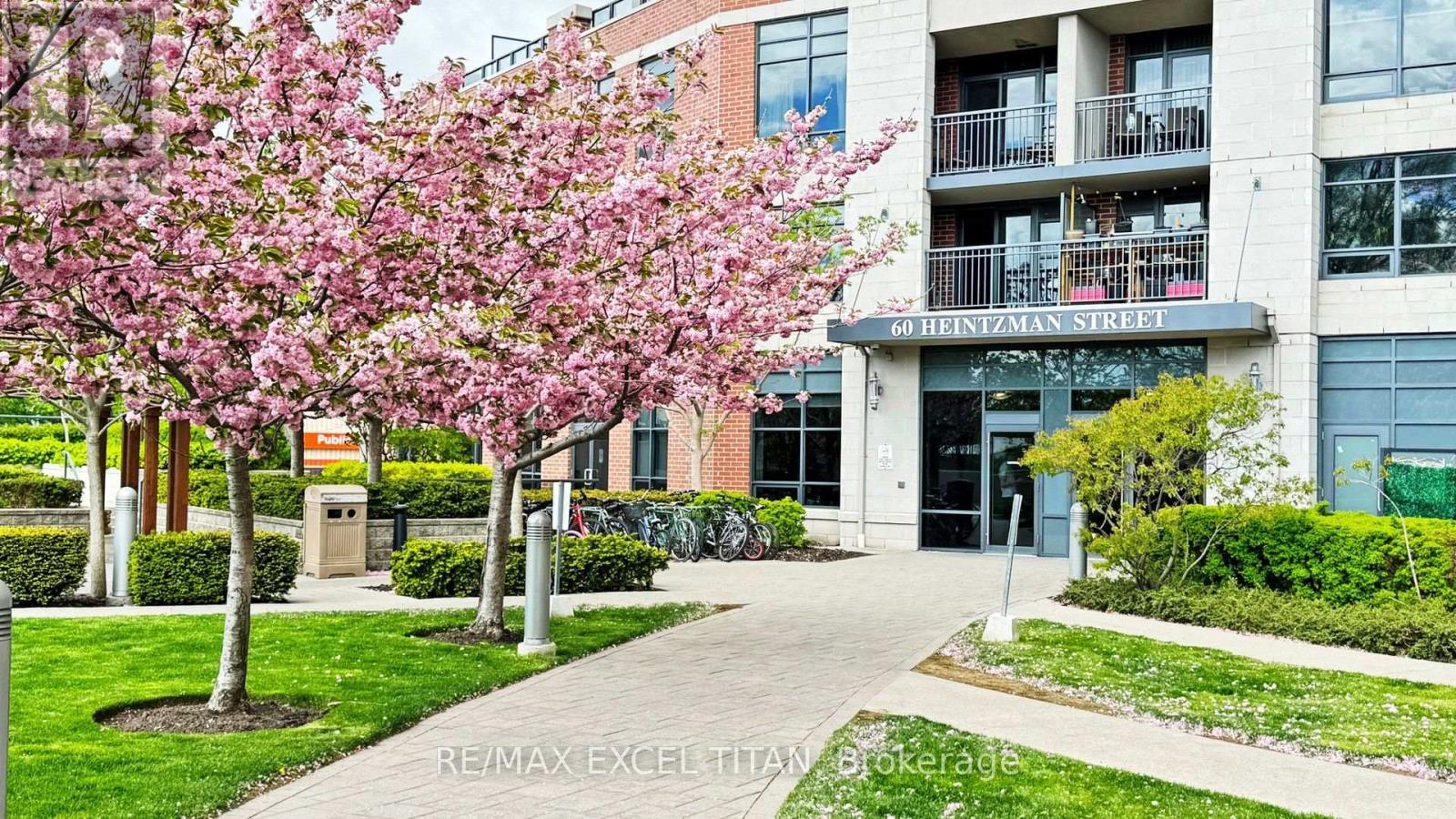 #1132 60 HEINTZMAN STREET - 2