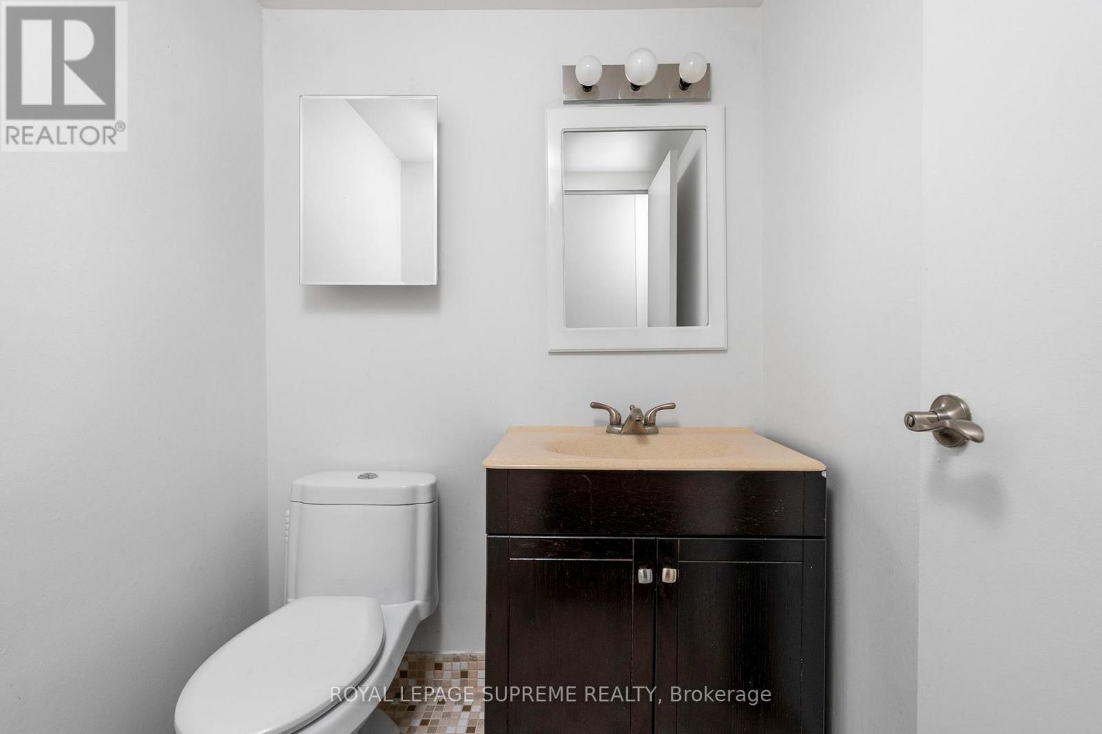 #2409 85 EMMETT AVENUE - 22