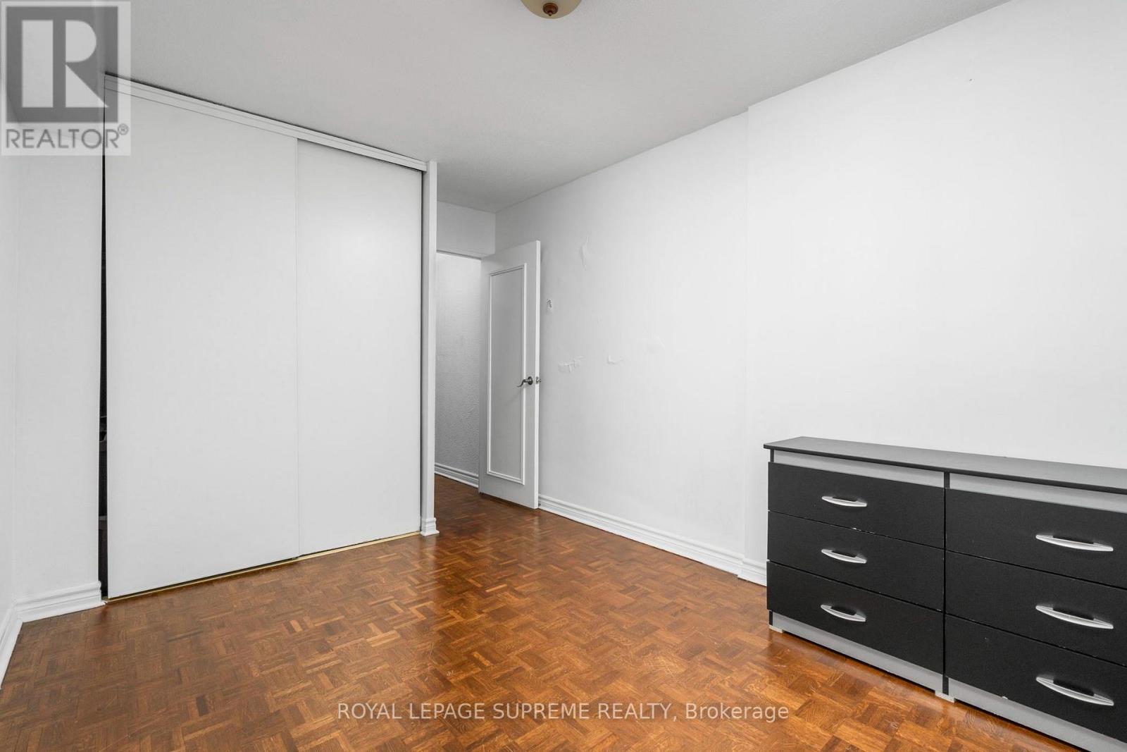 #2409 85 EMMETT AVENUE - 24