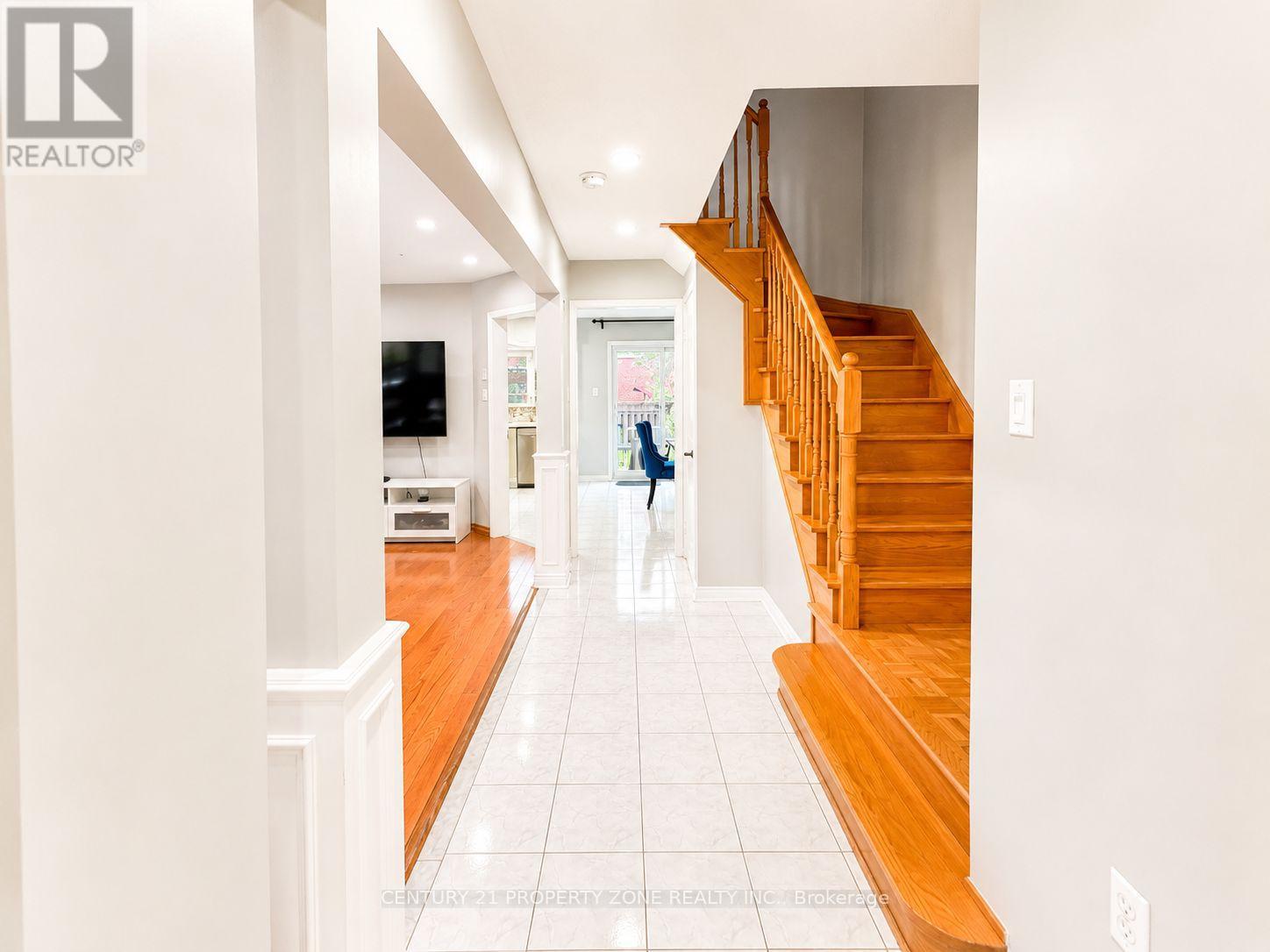 5456 PALMERSTON CRESCENT - 13