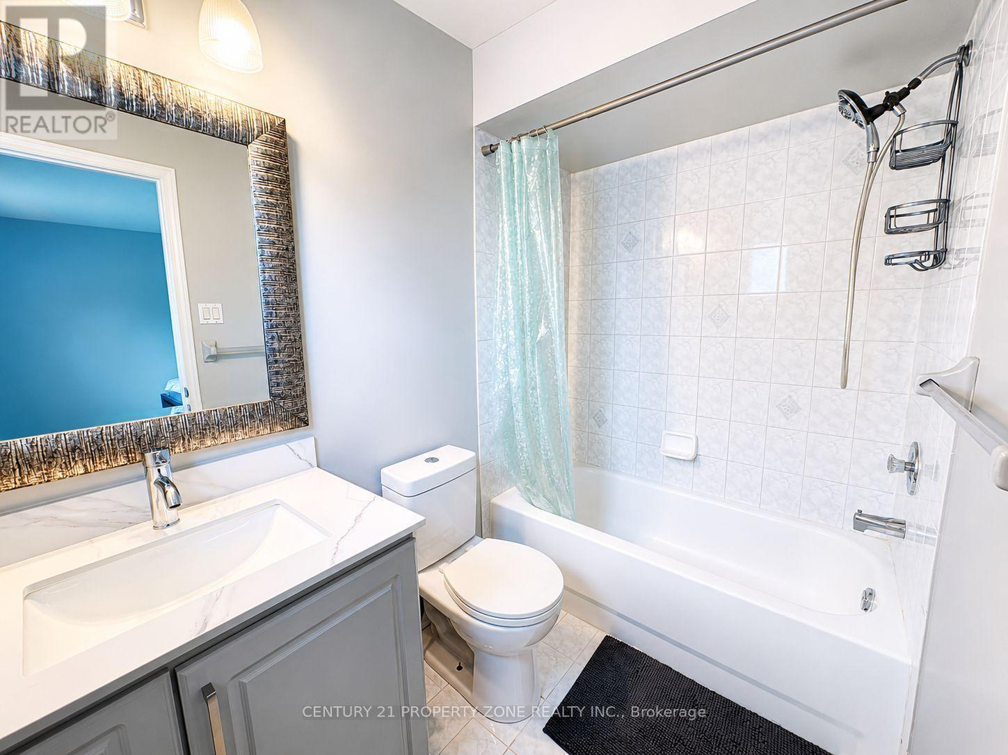 5456 PALMERSTON CRESCENT - 21