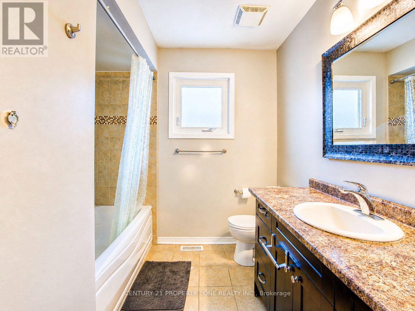5456 PALMERSTON CRESCENT - 23