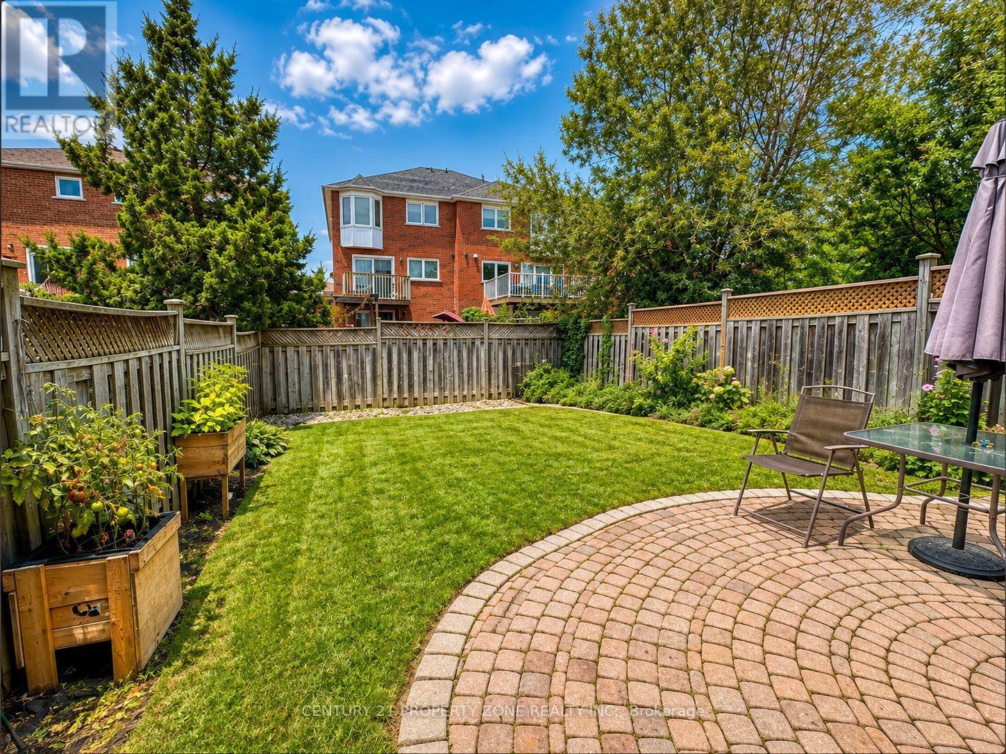 5456 PALMERSTON CRESCENT - 26