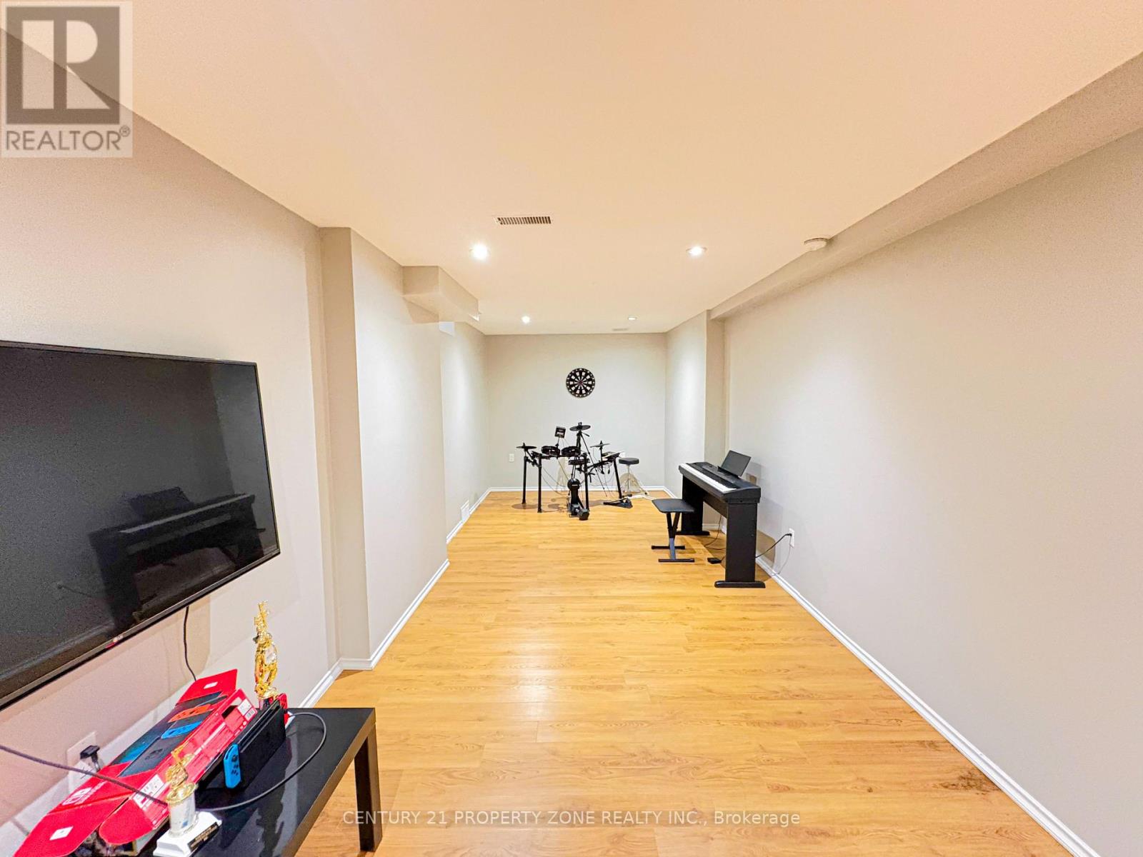 5456 PALMERSTON CRESCENT - 30