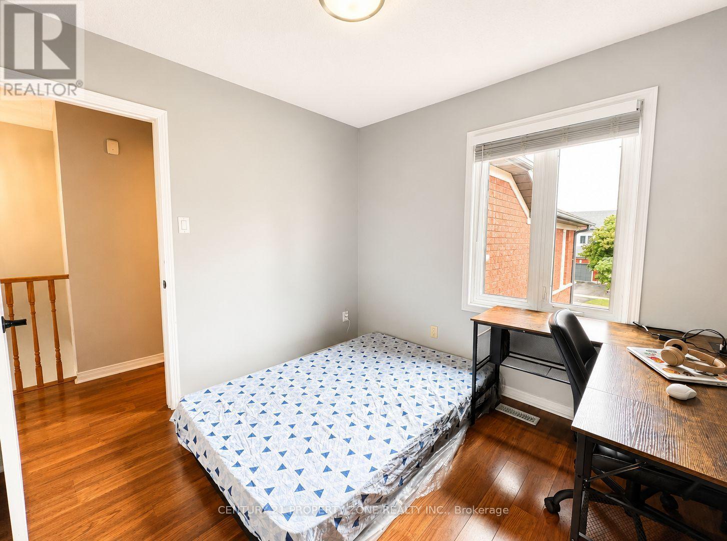 5456 PALMERSTON CRESCENT - 33
