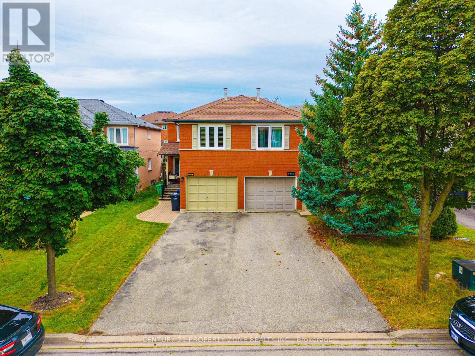 5456 PALMERSTON CRESCENT - 42