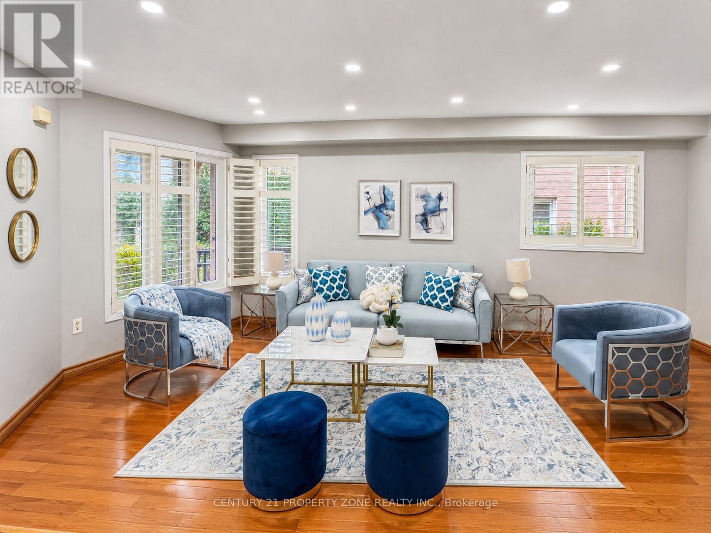 5456 PALMERSTON CRESCENT - 6