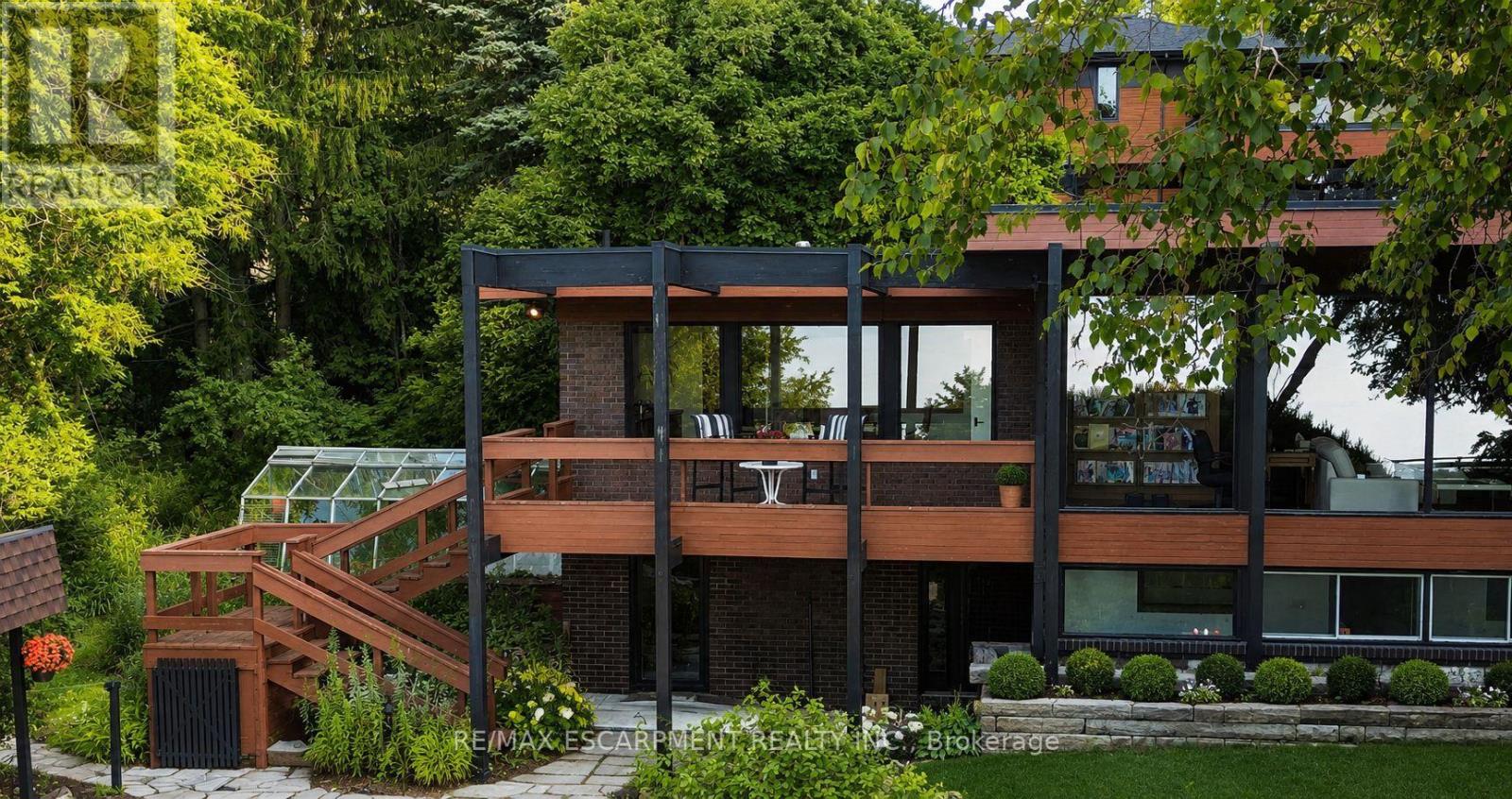 10 BROOKFIELD ROAD - 6