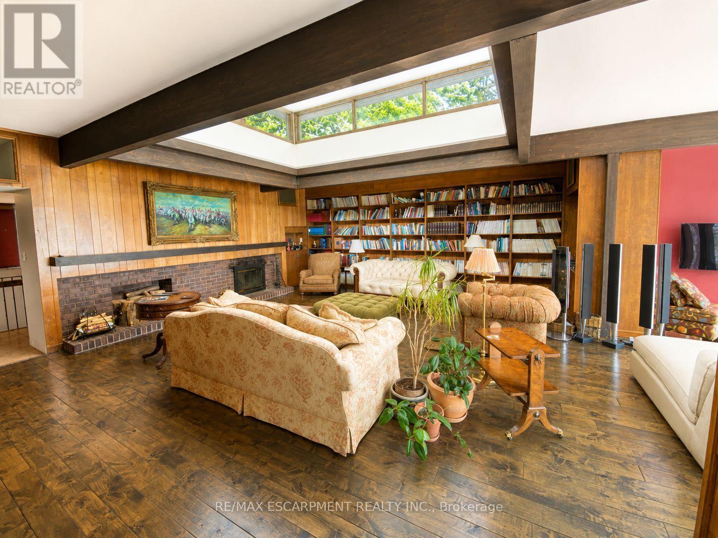 10 BROOKFIELD ROAD - 8