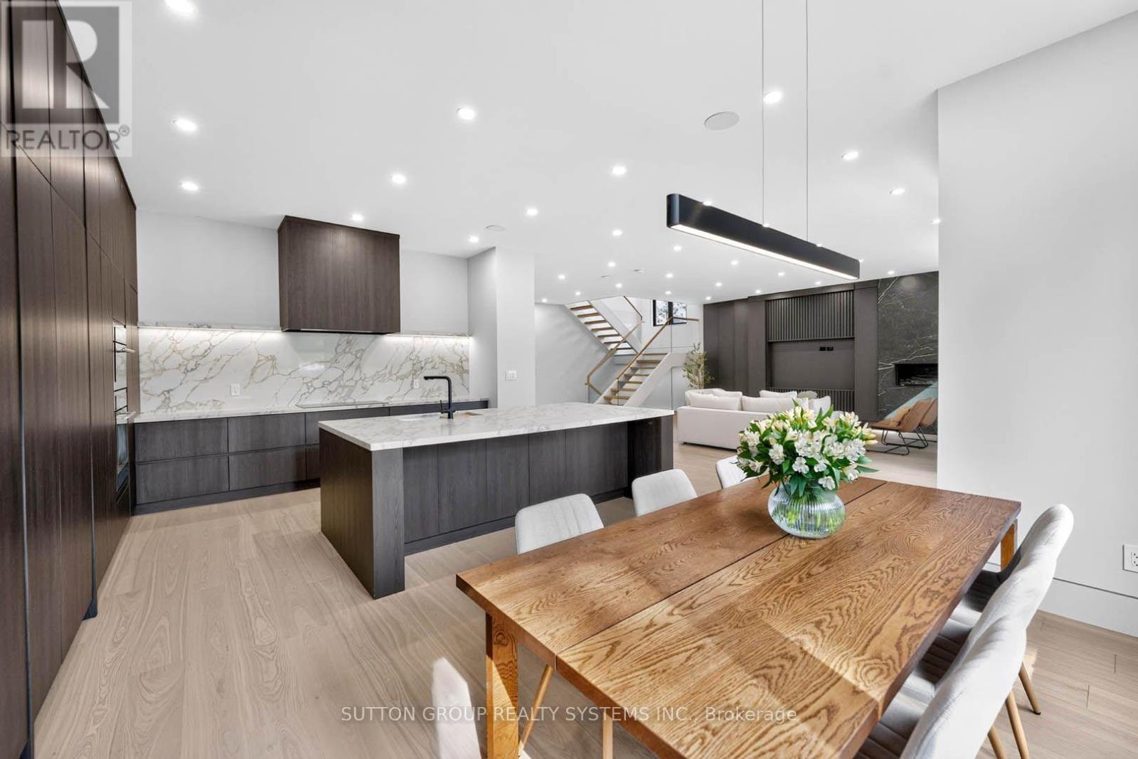2052 REDAN DRIVE - 9