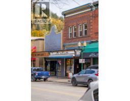 206 Mackenzie Avenue, Revelstoke, BC V0E2S0 Photo 18