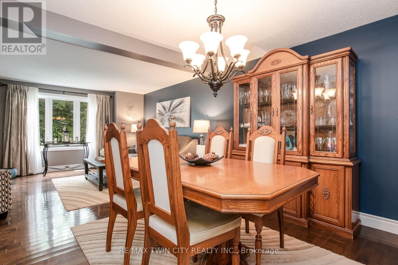 122 BIER CRESCENT - 14